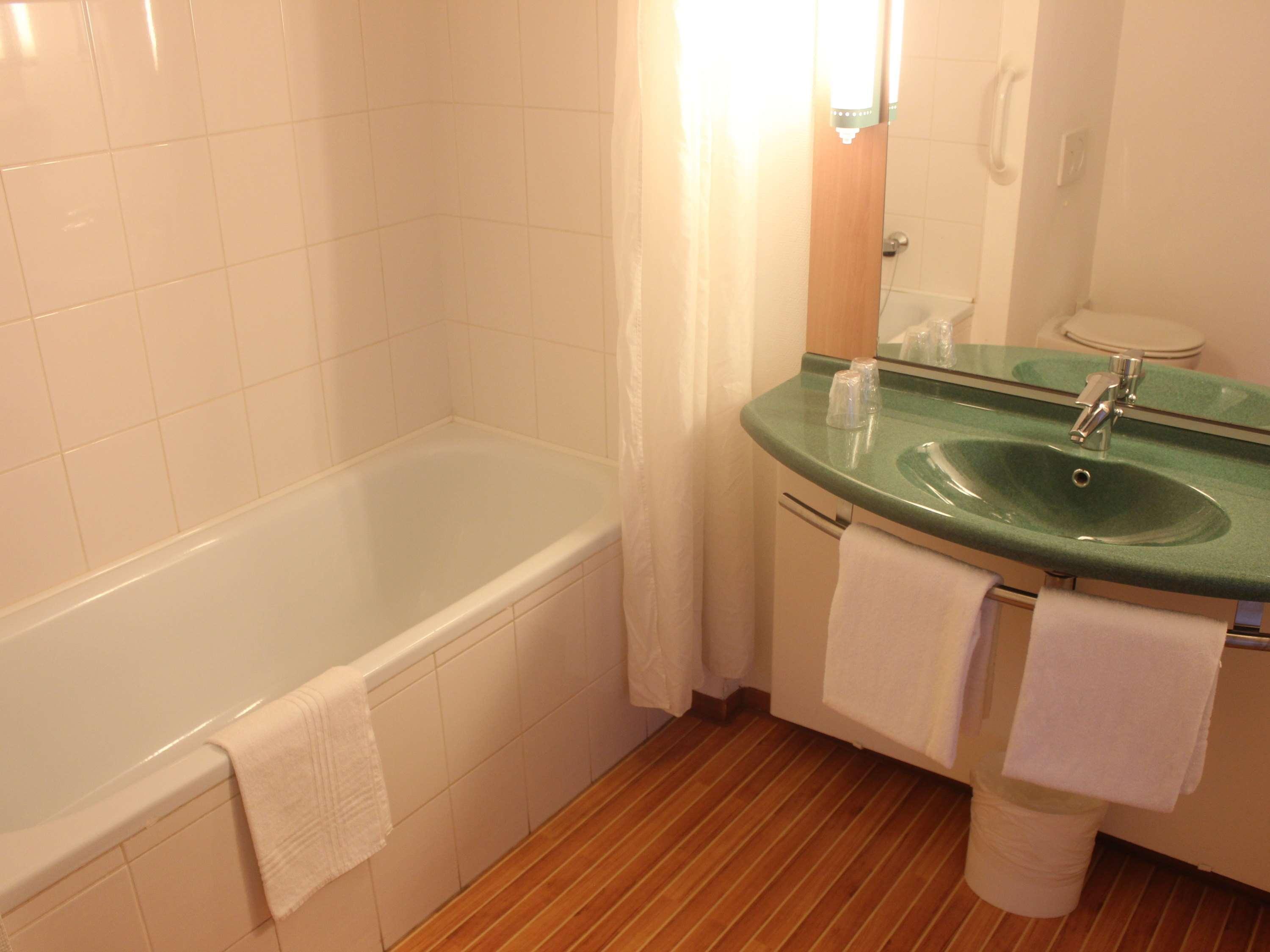 B&B Hotel Mons Gare Dış mekan fotoğraf