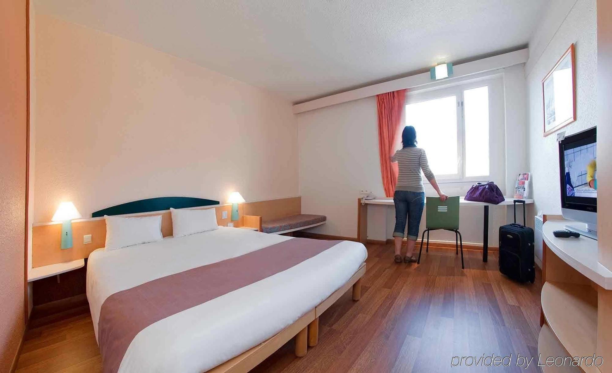 B&B Hotel Mons Gare Dış mekan fotoğraf